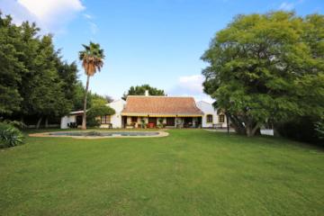Unique Villa For Sale in Guadalmina Alta, San Pedro de Alcantara